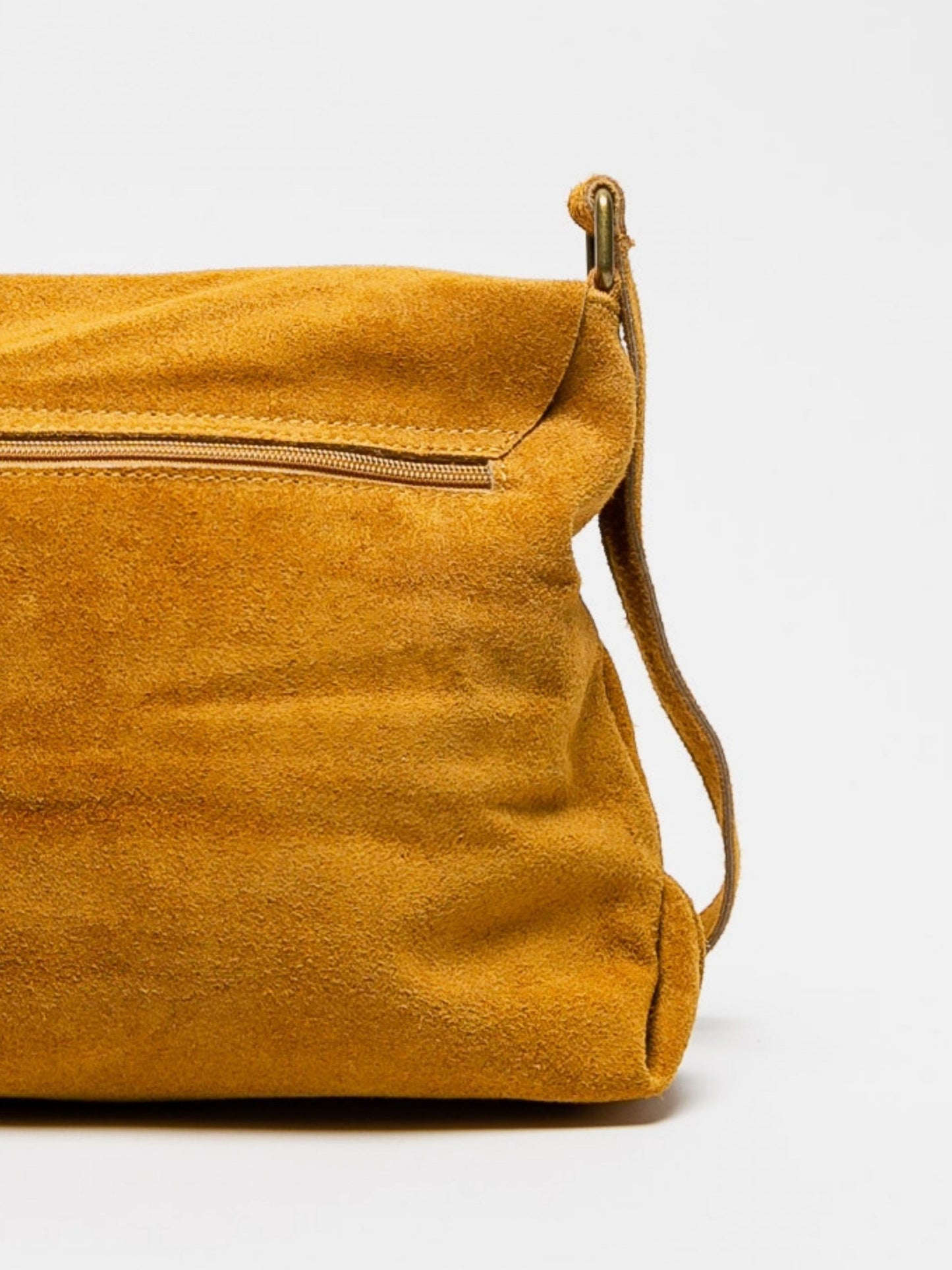 bolso de ante amarillo parte trasera piel genuina