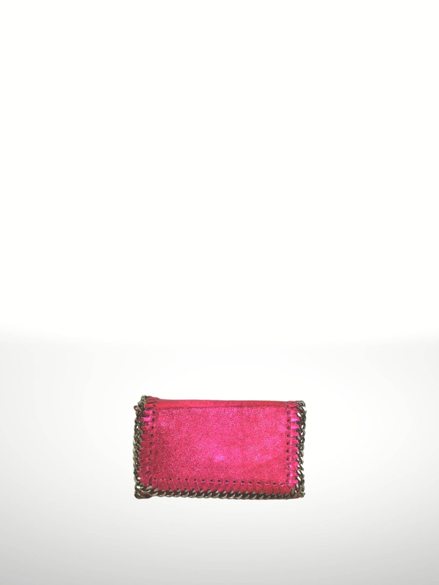 Bolso bandolera de piel metalizada, fucsia, elegante y moderno. Ideal para un look de fiesta. Compra tu bolso de piel online