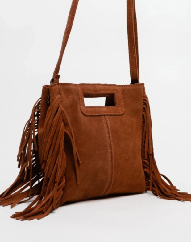 bolso bandolera serraje marron con flecos y correa extraible. estilo modernoy boho