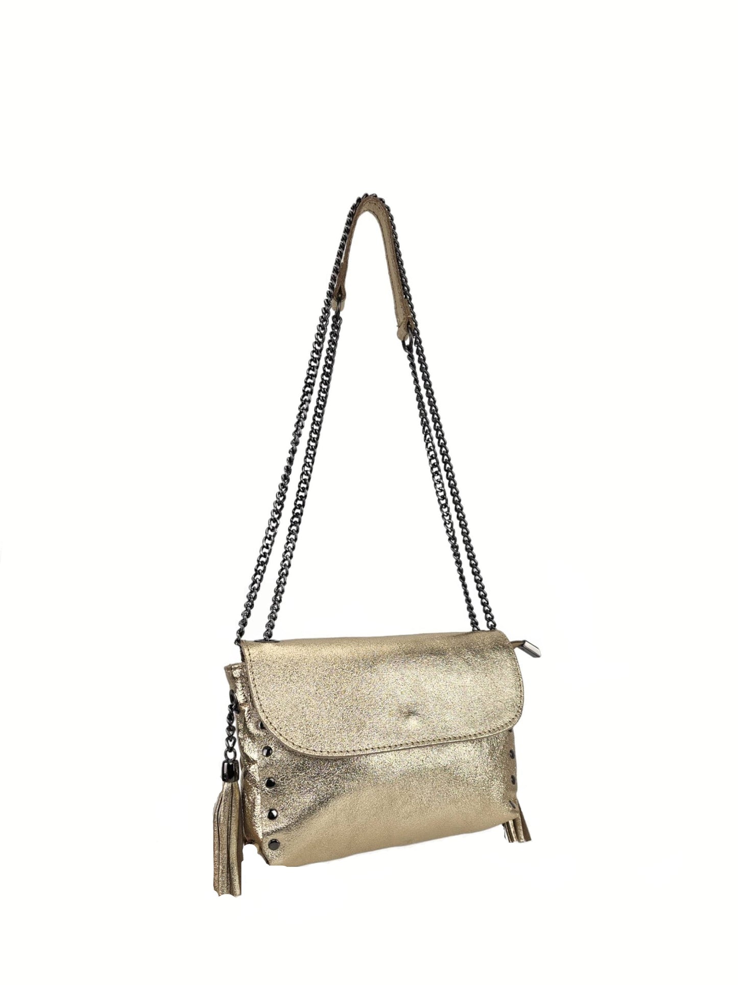 Bolso de piel dorado con cadena y detalles laterales. Diseño elegante y versátil. Compra online en nuestra tienda