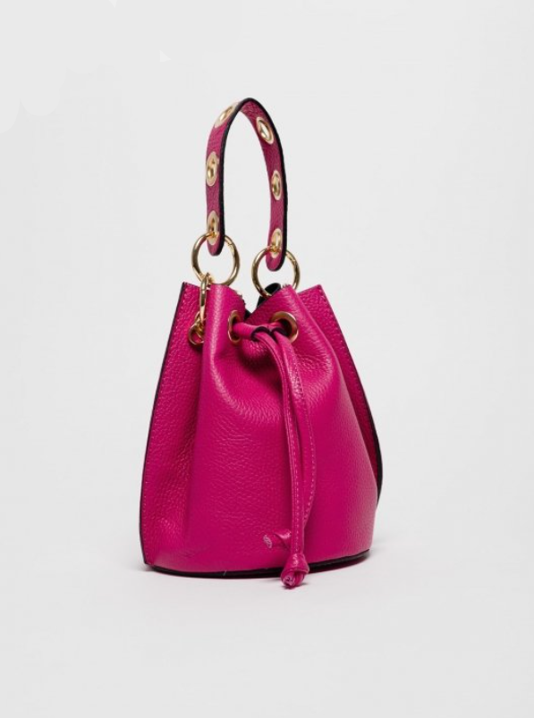 New bag de cuero fucsia, diseño de calidad para fiesta. Fabricación cuidada y disponible online en nuestra tienda