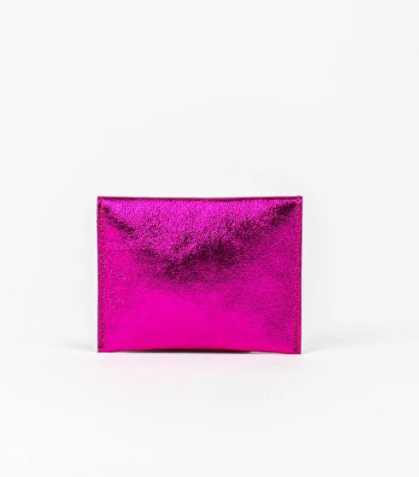 trasero monedero de piel fucsia. comprar accesorios de piel baratos